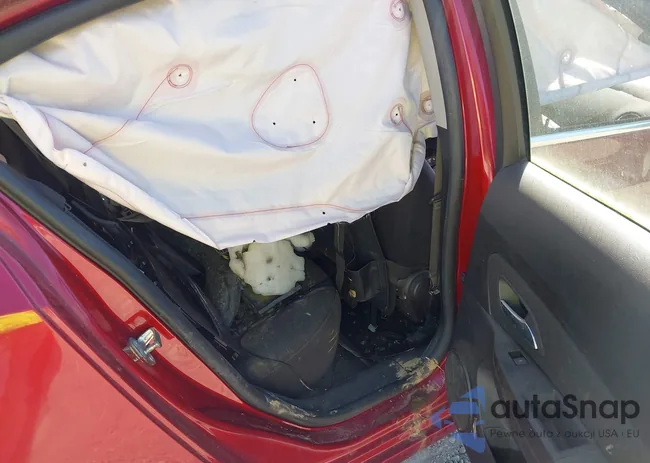 1G1PC5SB8E7463125: 43440310