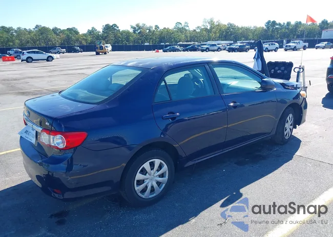 2T1BU4EE9BC613820: 43440457