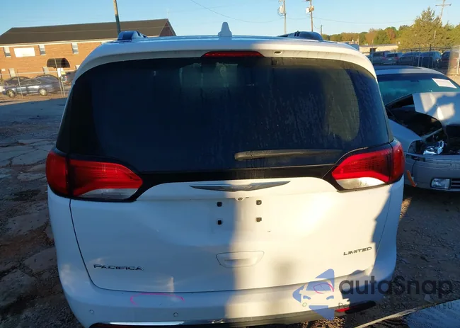 2C4RC1GG8HR608681: 43440463