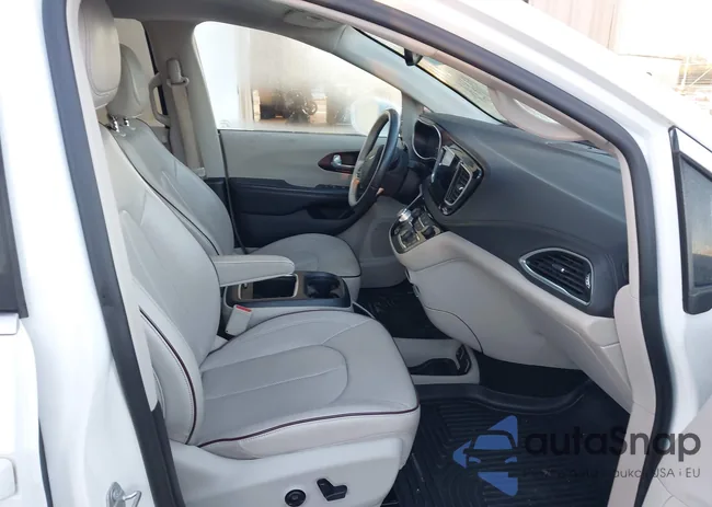 2C4RC1GG8HR608681: 43440463