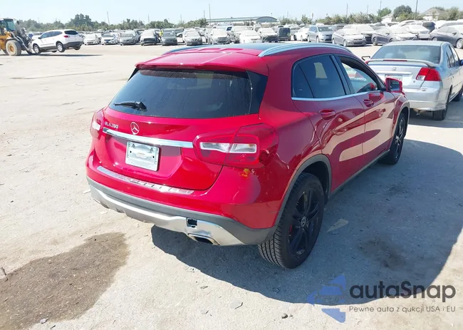 WDCTG4EB3JJ409352: 43441631