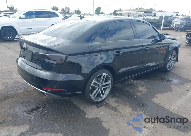 WAUB8GFF1H1068459: 43441956