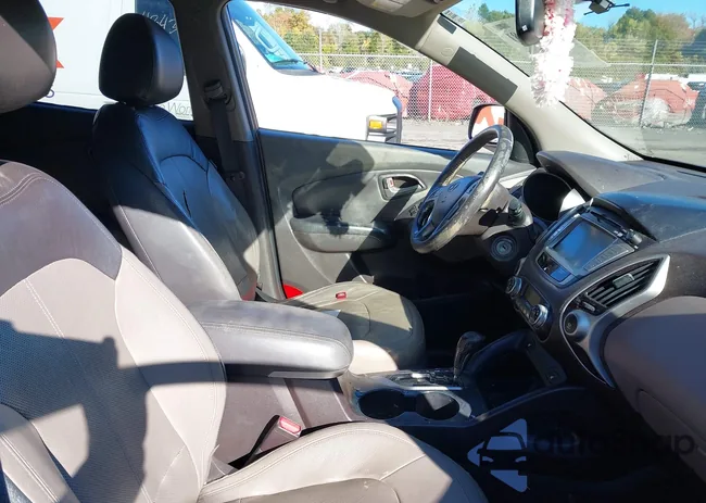 KM8JUCAC3BU227581: 43441981