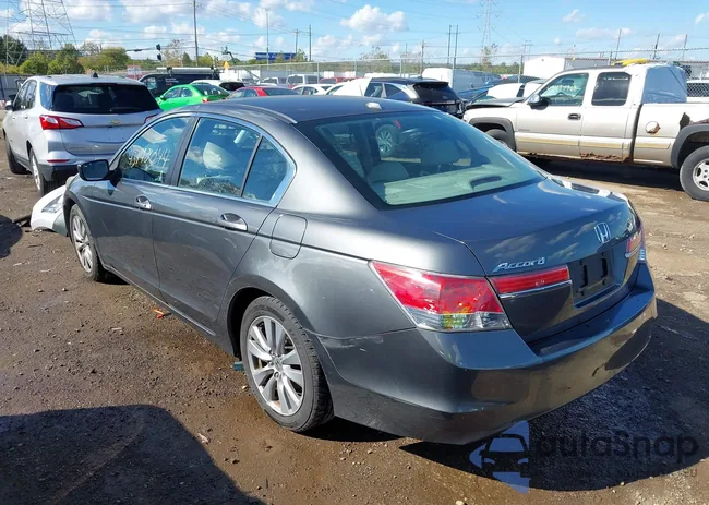 1HGCP2F85BA079858: 43442044