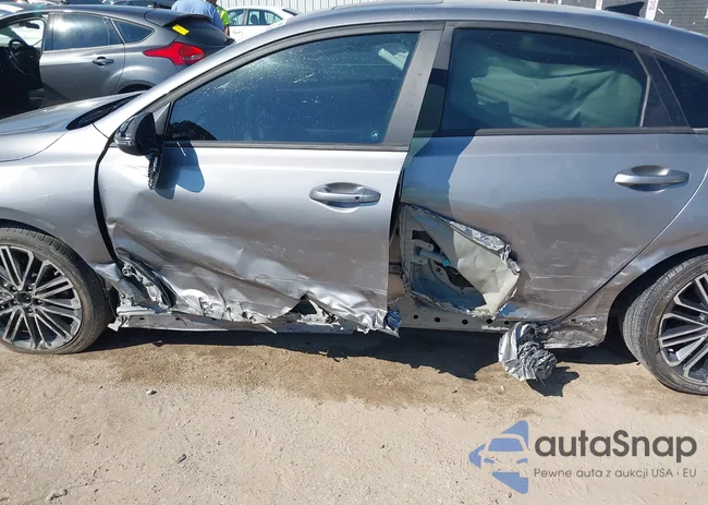 3KPF44AC0RE798731: 43442144