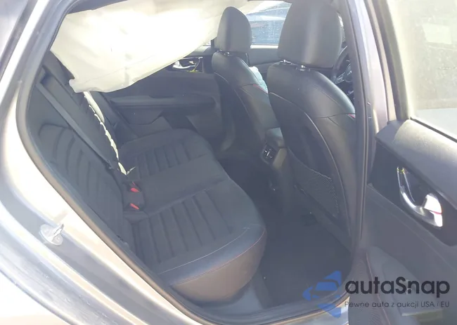 3KPF44AC0RE798731: 43442144