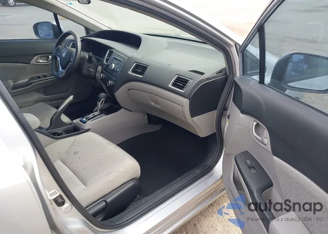 19XFB2F5XFE273689: 43442558