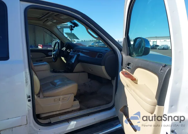 1GNFK13077R293236: 43442660