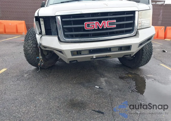 2GTFC13YX81165773: 43442763