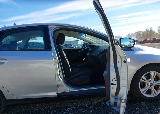 1FADP3F20DL190951: 43443139