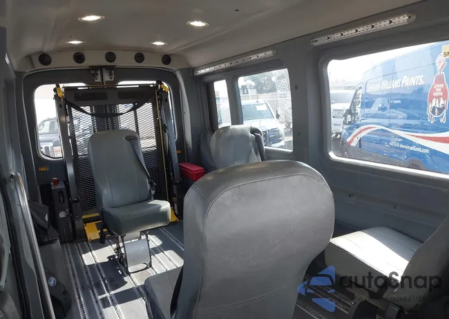 1FTNR2CM0FKB23333: 43442165