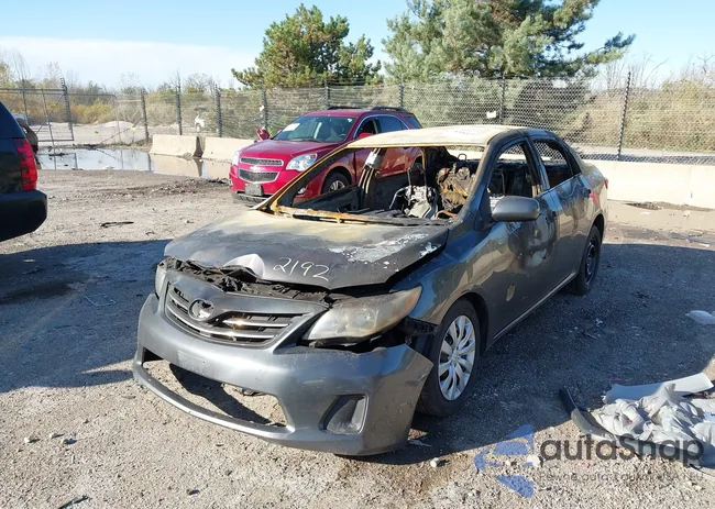 2T1BU4EE4DC038853: 43442192