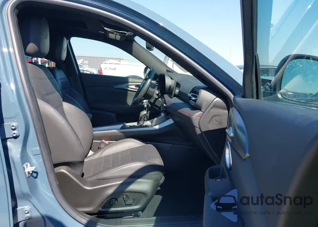 ZACNDFBN8R3A10991: 43442361