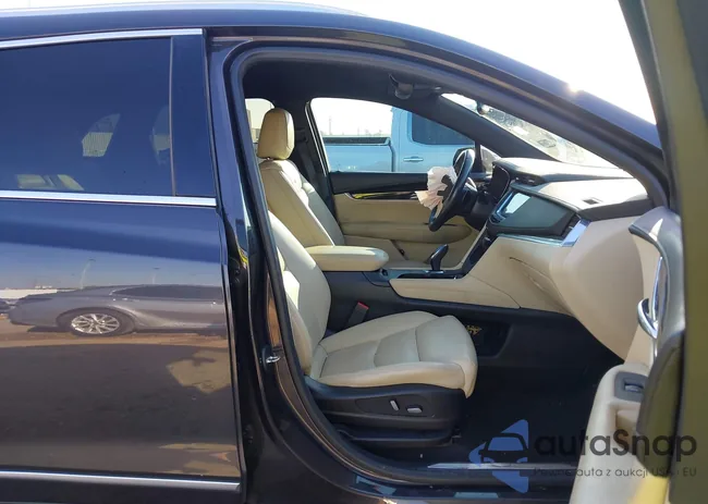 1GYKNARS1HZ155856: 43442427