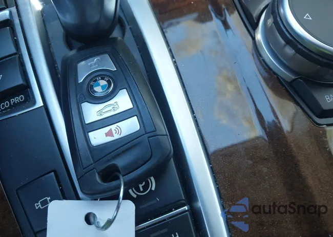 5UXWZ7C58G0R31581: 43442443