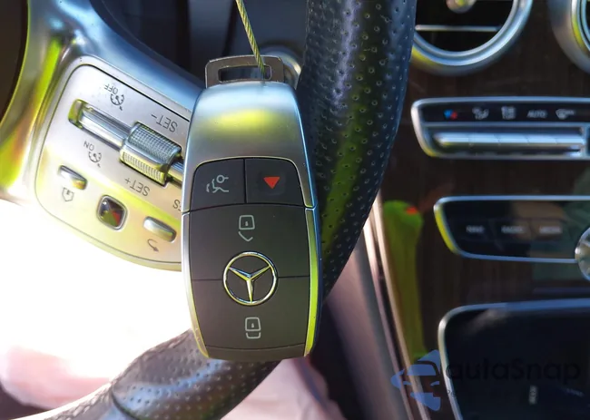 55SWF8DB9KU300657: 43442447