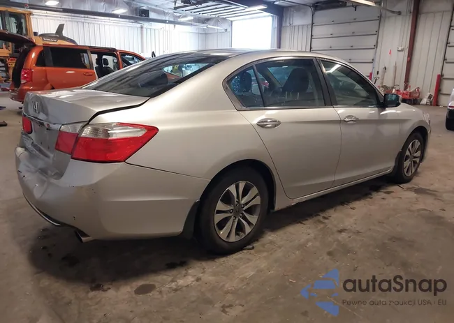 1HGCR2E37FA063196: 43442533