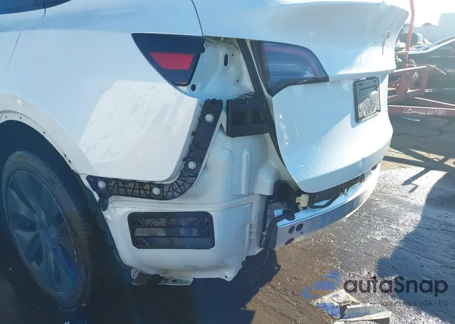 7SAYGDEE5RA305213: 43443732