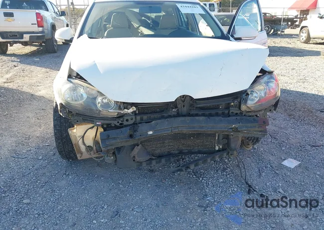 3VWPL7AJ9BM704281: 43444103