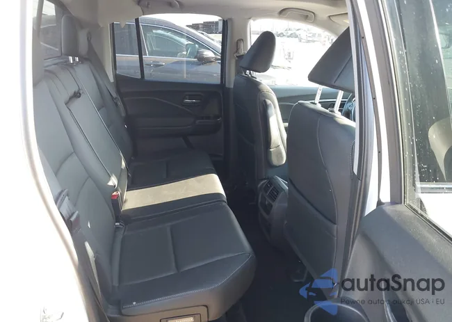 5FPYK3F50LB024345: 43444141