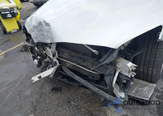 WBA6F1C55JGT83929: 43444143