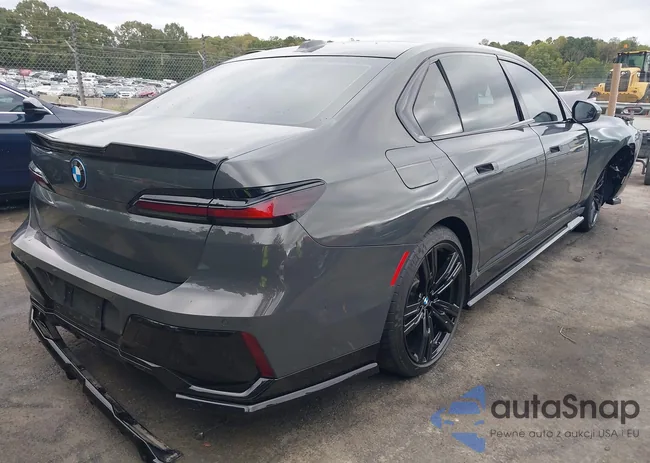 WBY43EJ05RCR10404: 43443402