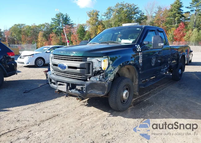 1FT7X2B67HEB70863: 43443442