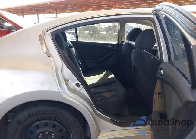 1N4AL2AP9CN518379: 43444779