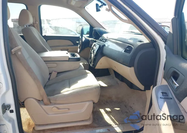 1GNFC13C98R252910: 43444782