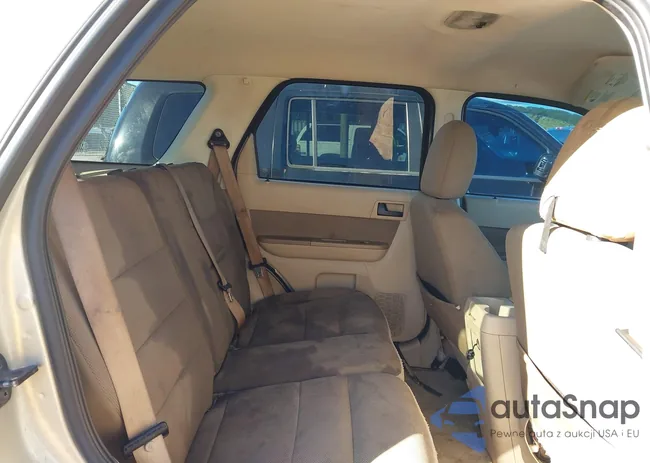 1FMCU9D79AKB29191: 43444802