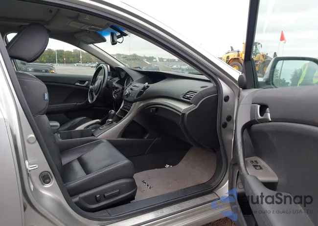 JH4CU2F60AC035709: 43444935