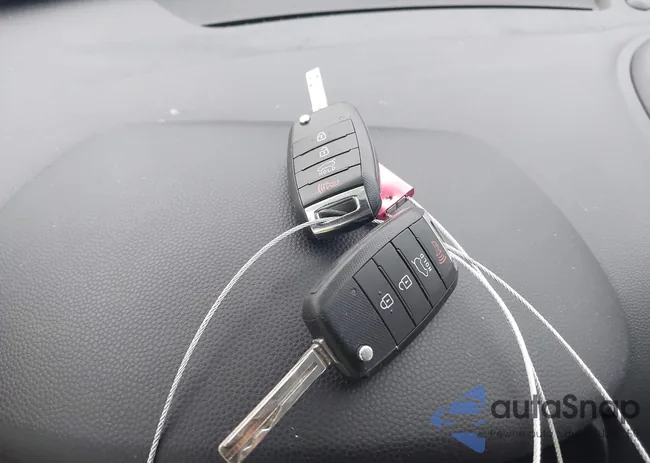 KNDJN2A29E7718890: 43444953