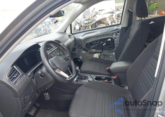 3VVFB7AX3PM071114: 43444959