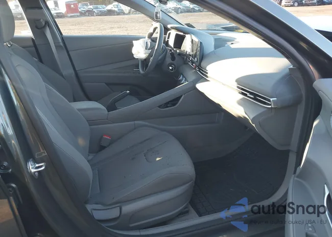 KMHLL4DG3RU784047: 43445106