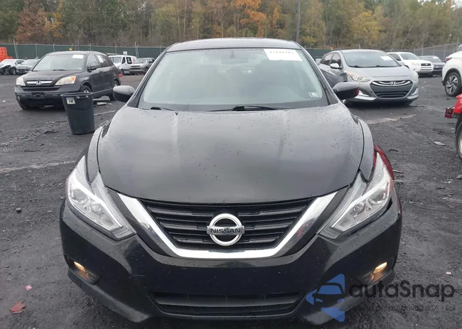 1N4AL3AP5JC213458: 43444183