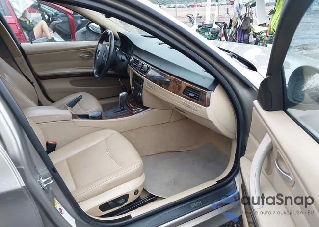 WBAVS13507FX16320: 43444252