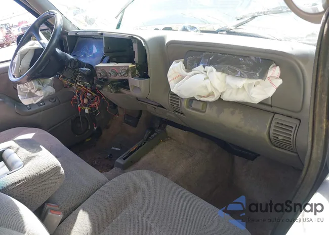 3GNEK18R2WG123447: 43444307