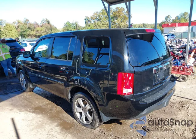 5FNYF4H54CB027636: 43444314