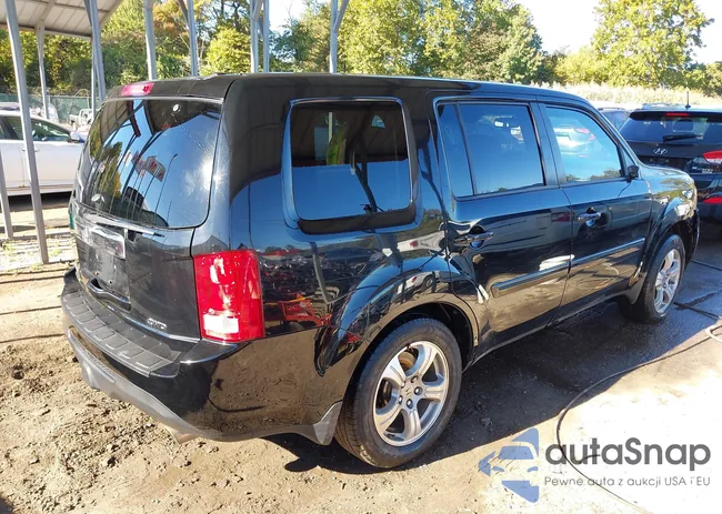 5FNYF4H54CB027636: 43444314