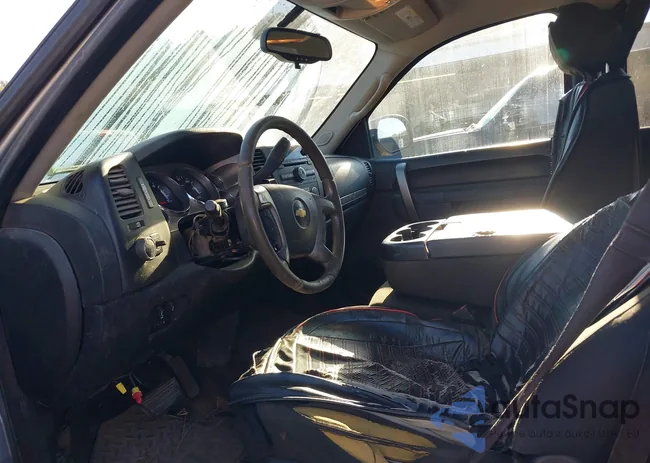 1GCRKSE72DZ413865: 43444365