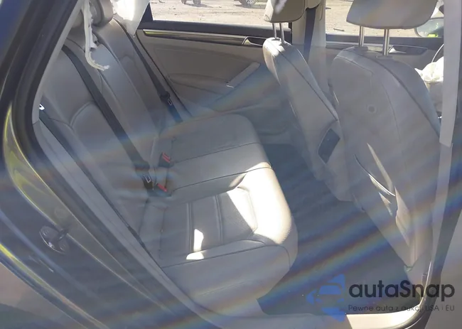 1VWBT7A37GC039675: 43444428