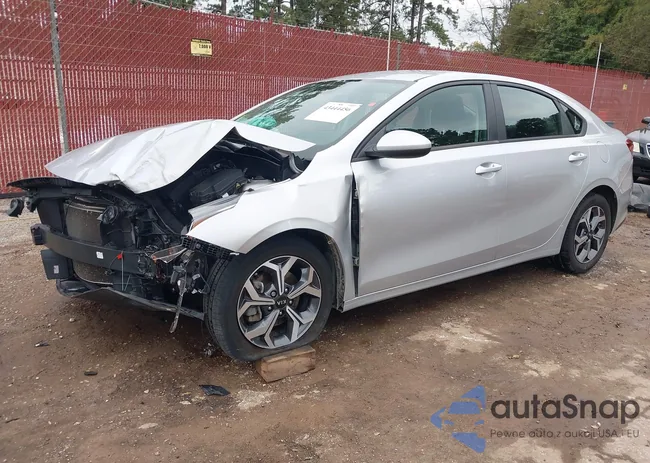 3KPF24ADXME370740: 43444456