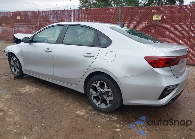 3KPF24ADXME370740: 43444456