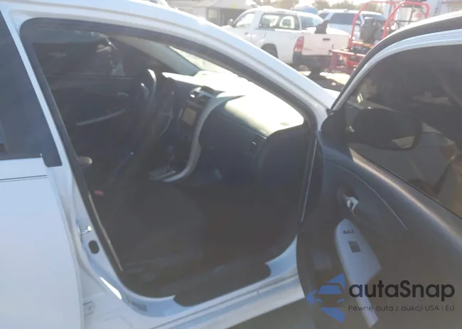 2T1BU4EE6DC080361: 43444535