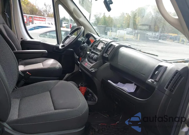 3C6LRVDG5ME579224: 43445652