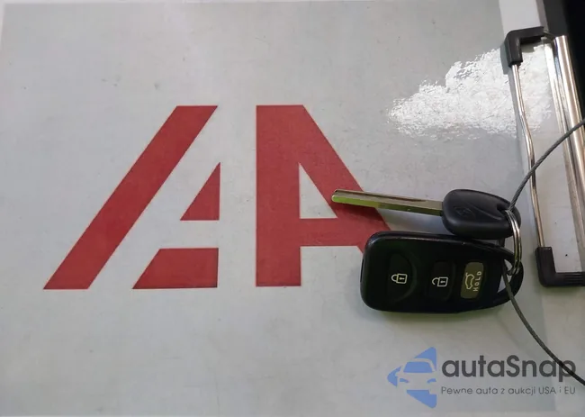 KMHTC6AD8GU269483: 43445704