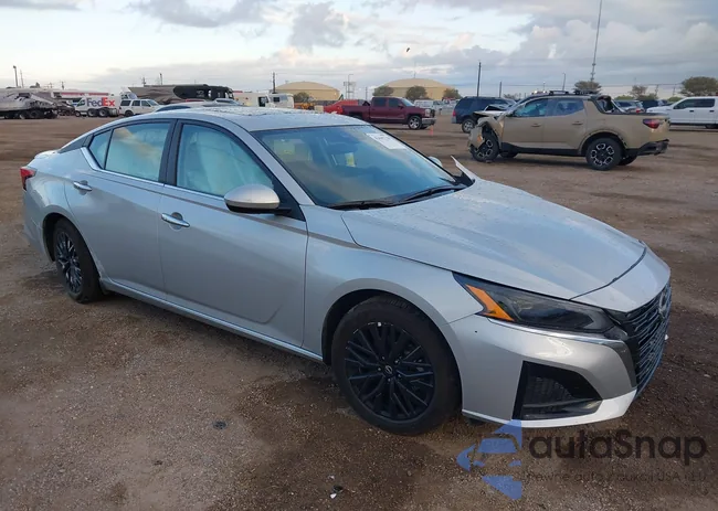 1N4BL4DW6SN406317: 43445720