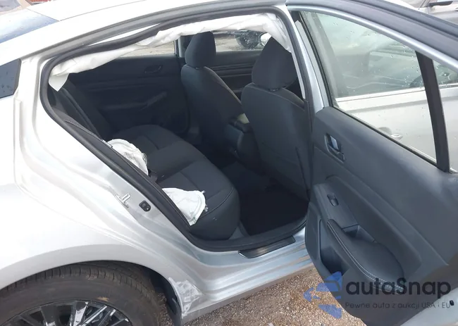 1N4BL4DW6SN406317: 43445720