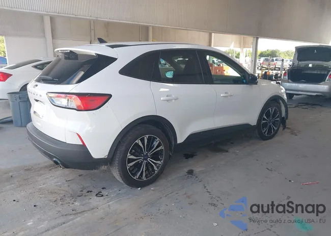 1FMCU0G66MUB00822: 43445824