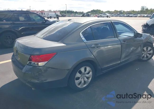 1HGCP268X8A019809: 43445847